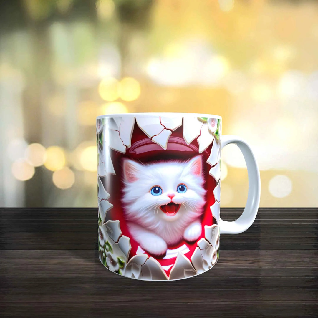 Keramiktasse mit 3D-Katzenmotiv, weißes Katzenbaby mit blauen Augen im Durchbruch-Design vor rotem Hintergrund