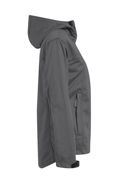 Seitenansicht einer Damen Softshell-Jacke in Hellgrau mit wasserdichtem Reißverschluss