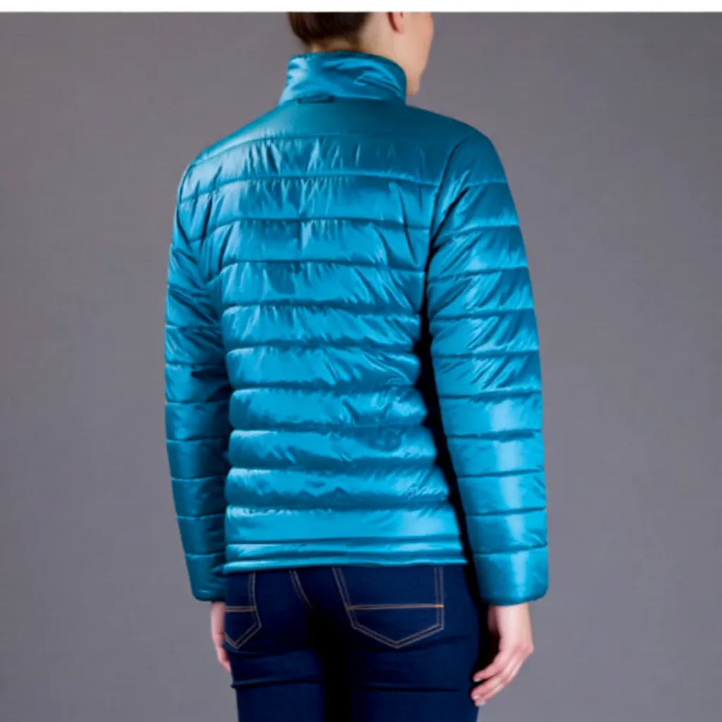 Damen Steppjacke Aqua, Rückenansicht getragen, leichte wattierte Jacke mit Stehkragen