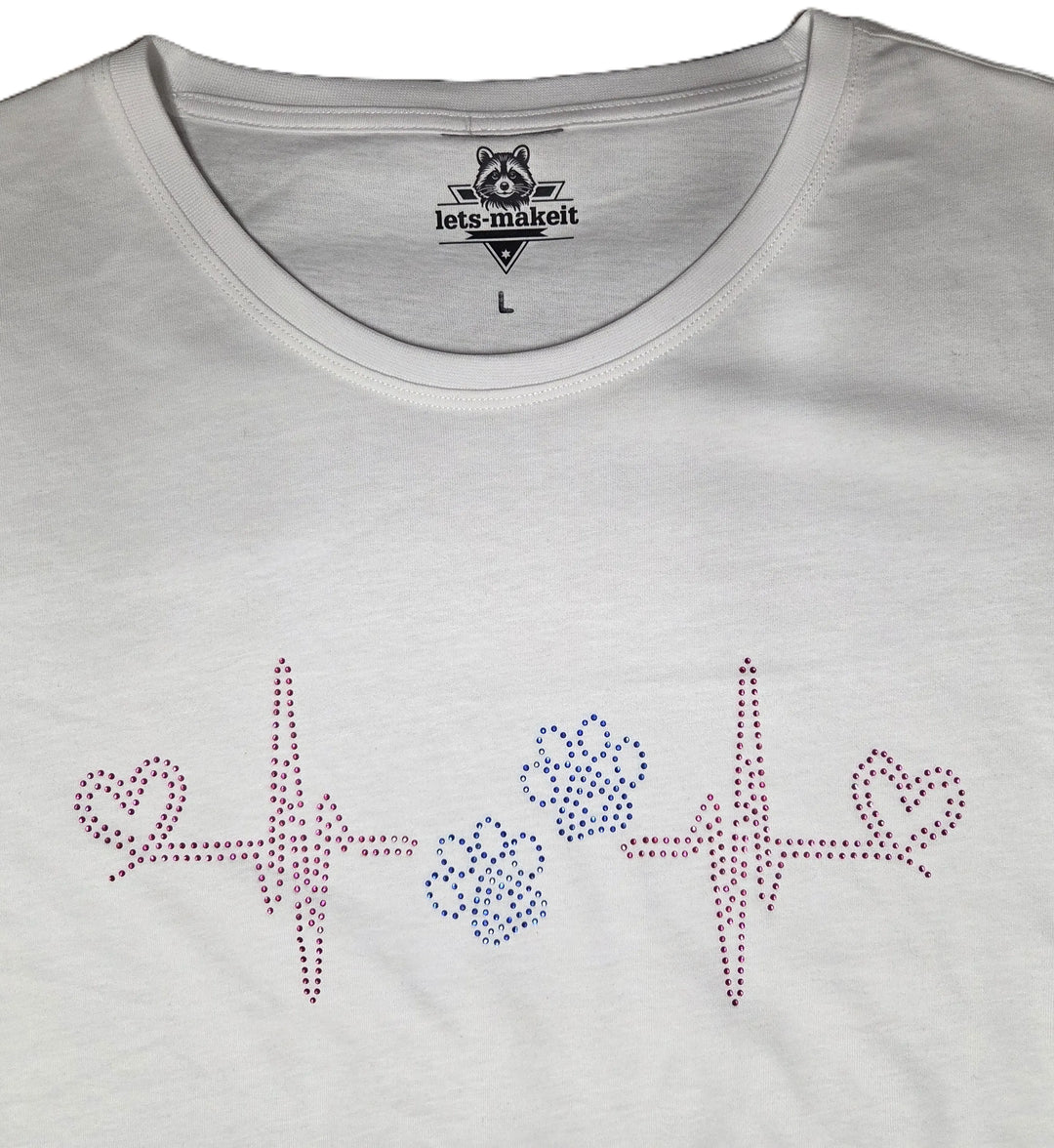 Weißes Damen T-Shirt mit handgefertigtem Strass Herzfrequenz und Pfotenmotiv Vorderseite