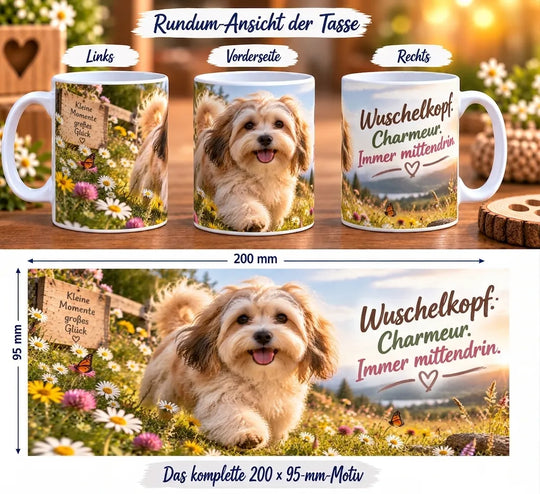 Havaneser-Tasse aus drei Perspektiven und vollständiges Druckmotiv mit Hund, Blumenwiese, Schmetterlingen und Spruch
