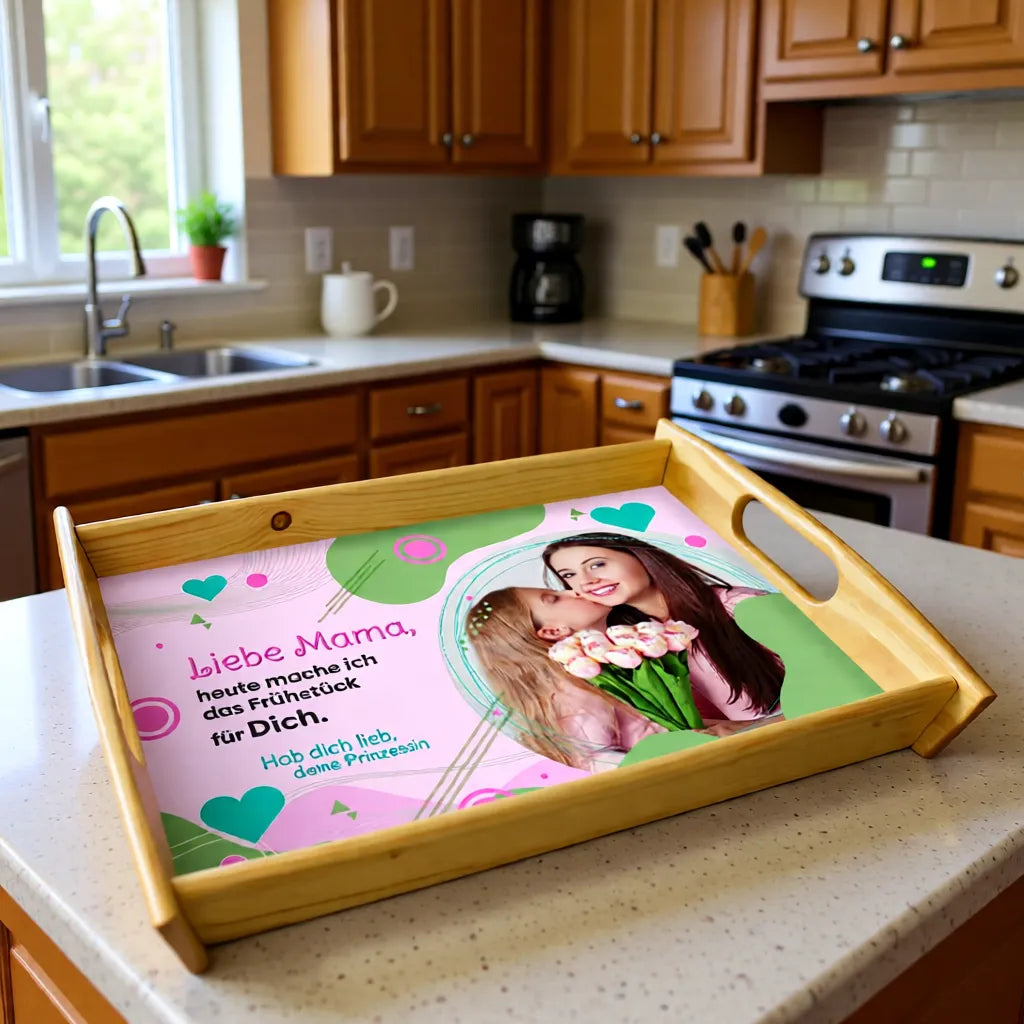 Individuell bedrucktes Holztablett mit Foto und Text als Geschenk zum Frühstück