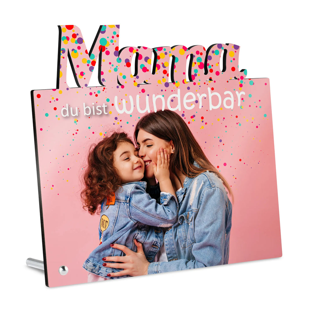 MDF Fotoaufsteller mit Schriftzug Mama und liebevoll gestaltetem Foto – persönliches Geschenk für Mütter.