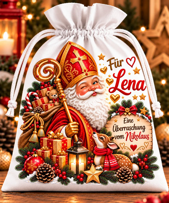 Weißer Geschenkbeutel mit Nikolaus, Bischofsmütze und Bischofsstab, Beispielname Lena und dem Schriftzug „Eine Überraschung vom Nikolaus“.