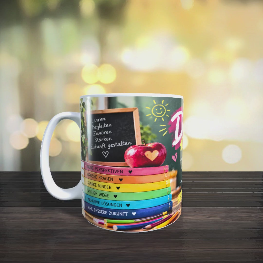 Video der Lehrerinnen-Tasse „Danke fürs Mutmachen.“ aus verschiedenen Perspektiven