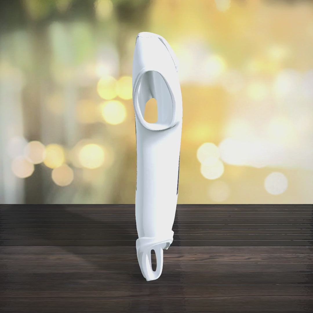 Personalisierter weißer Baby Kurzarm-Body mit Beispielmotiv im Mockup